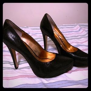 BCBGeneration BG-Parade platform heeled shoes